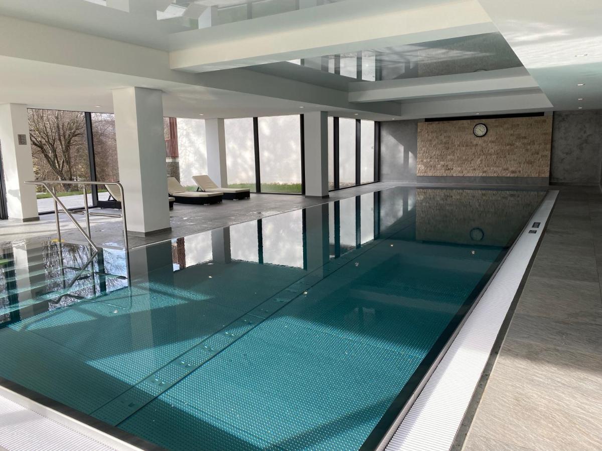 Koenigs Appartement Mit Pool Schluchsee Kültér fotó
